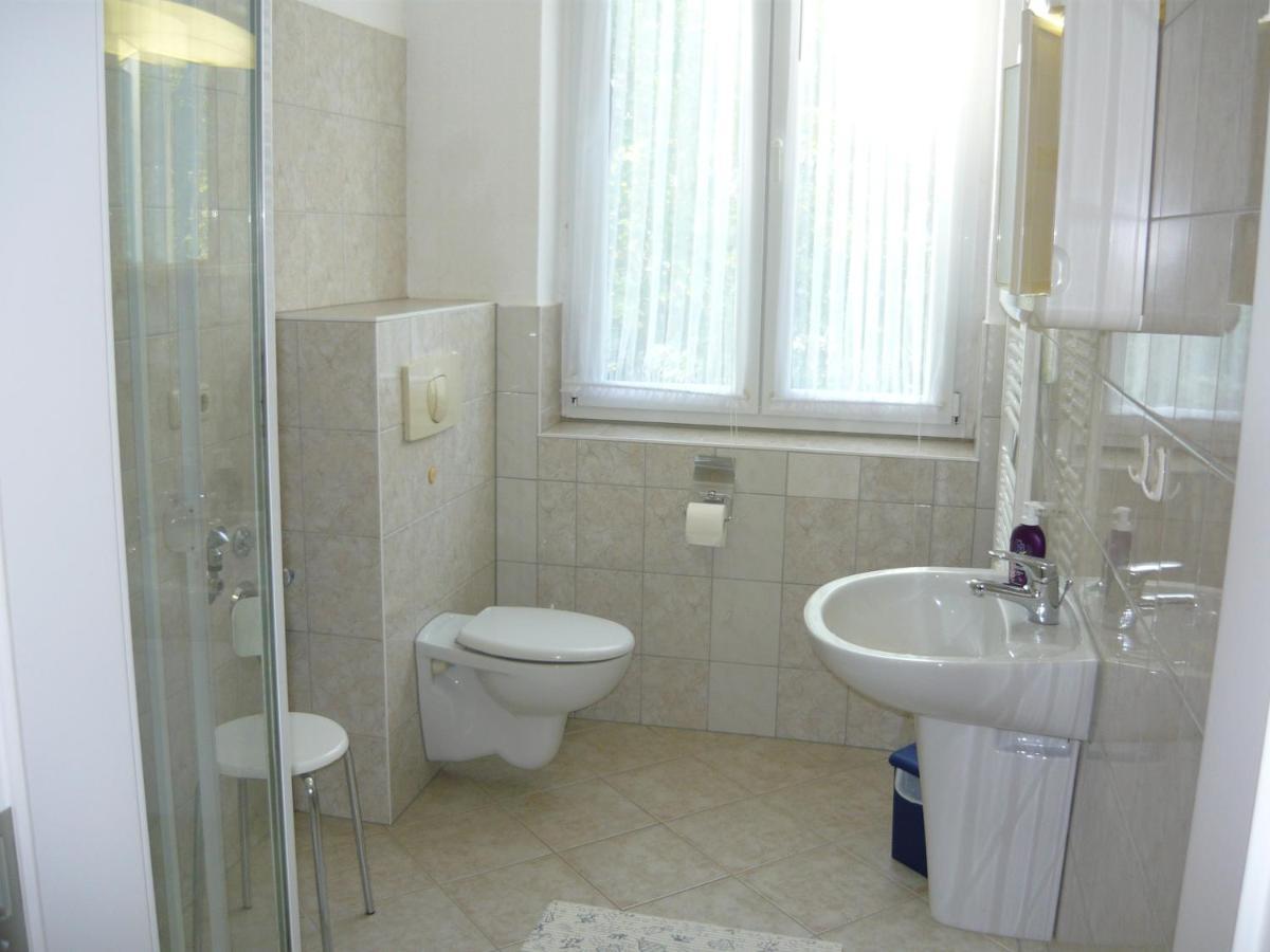 Schoene Wohnung Nossentiner Huette Екстер'єр фото